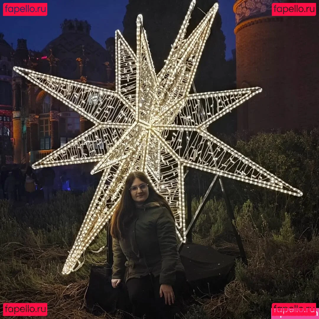 Ann Cygnus Onlyfans Photo Gallery 