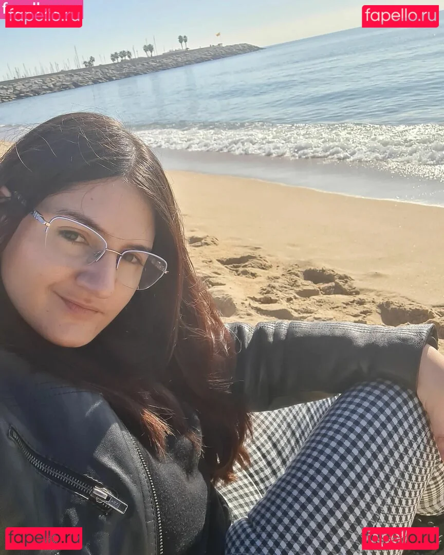 Ann Cygnus Onlyfans Photo Gallery 