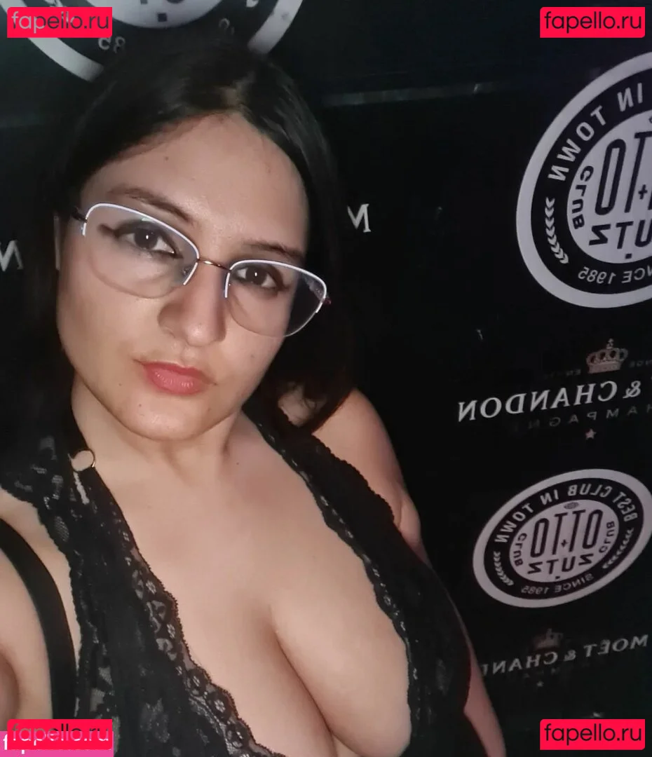 Ann Cygnus Onlyfans Photo Gallery 