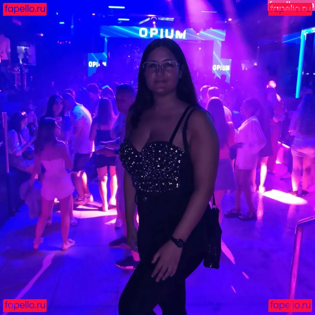 Ann Cygnus Onlyfans Photo Gallery 