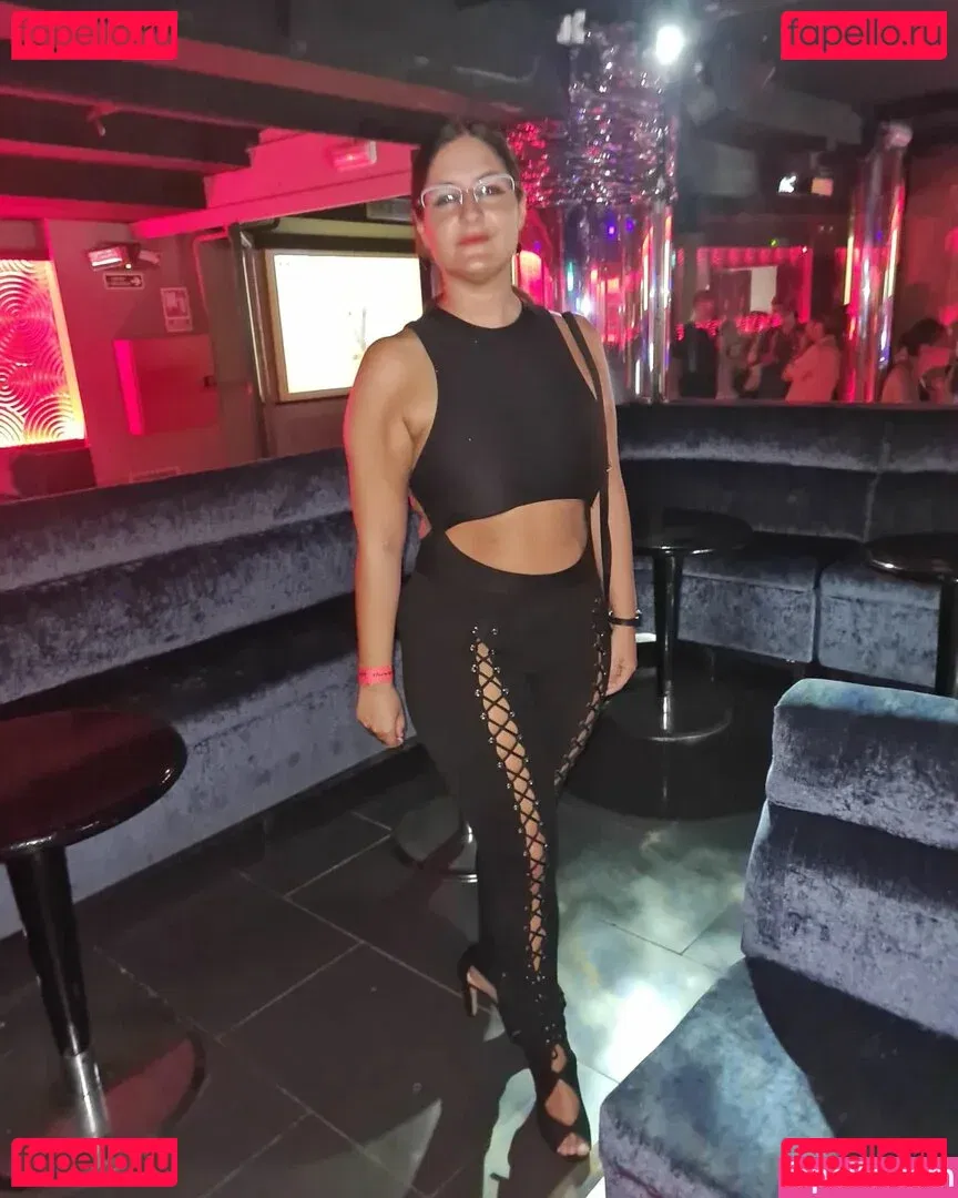 Ann Cygnus Onlyfans Photo Gallery 