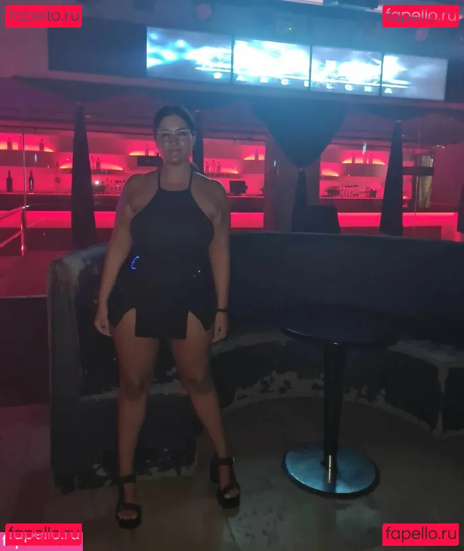 Ann Cygnus Onlyfans Photo Gallery 