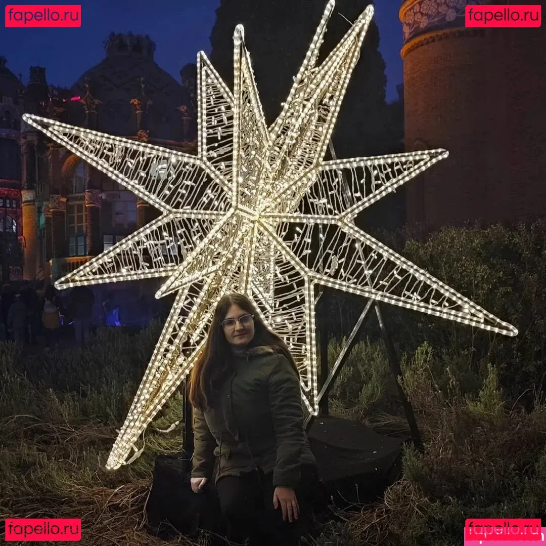 Ann Cygnus Onlyfans Photo Gallery 