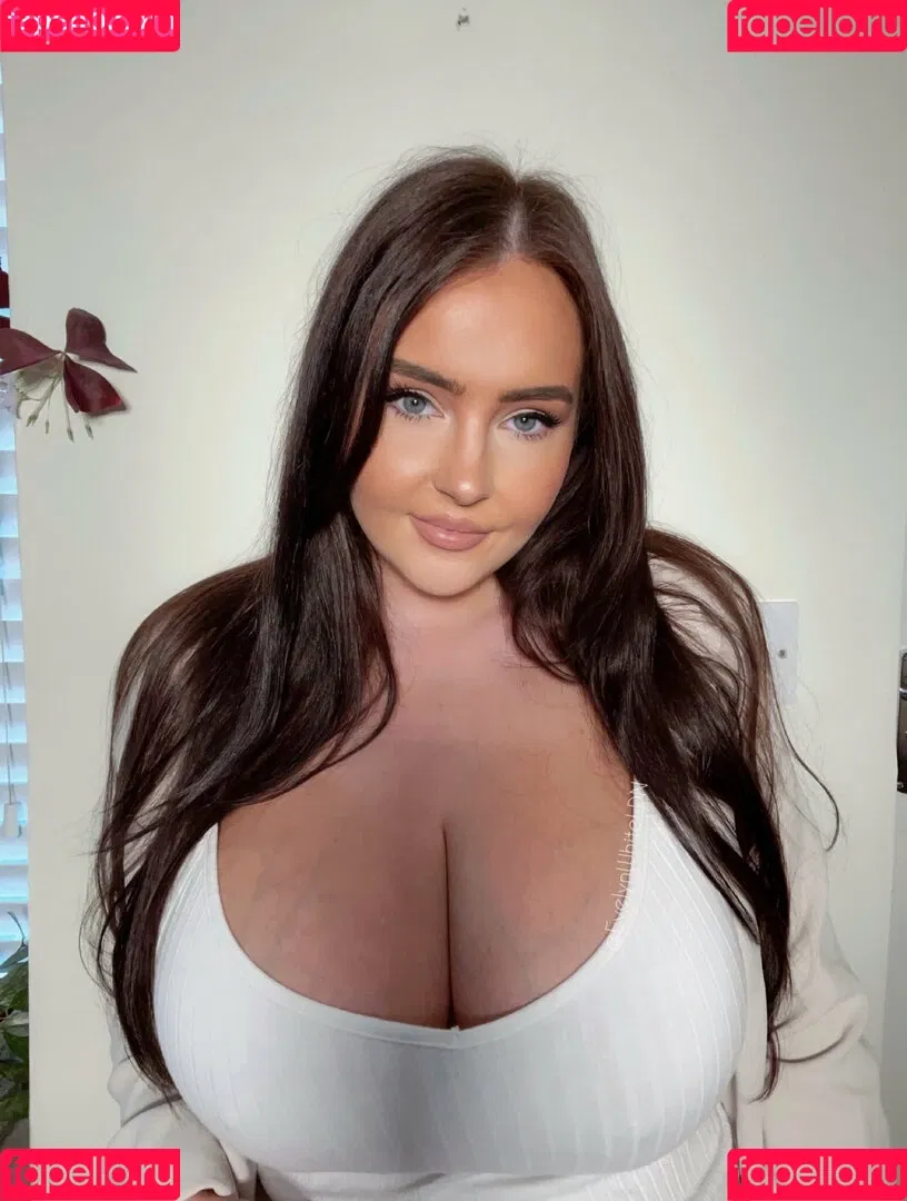 Evelynwhite Onlyfans Photo Gallery 