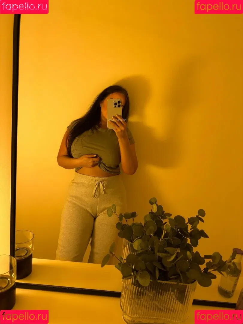 Evelynwhite Onlyfans Photo Gallery 