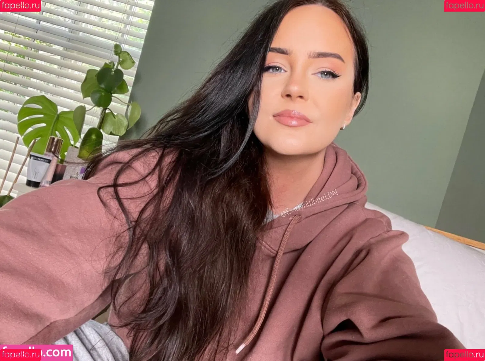 Evelynwhite Onlyfans Photo Gallery 