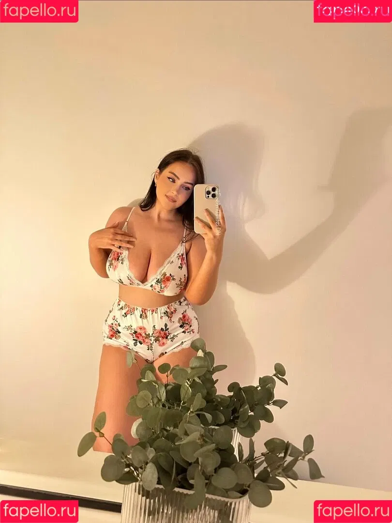 Evelynwhite Onlyfans Photo Gallery 