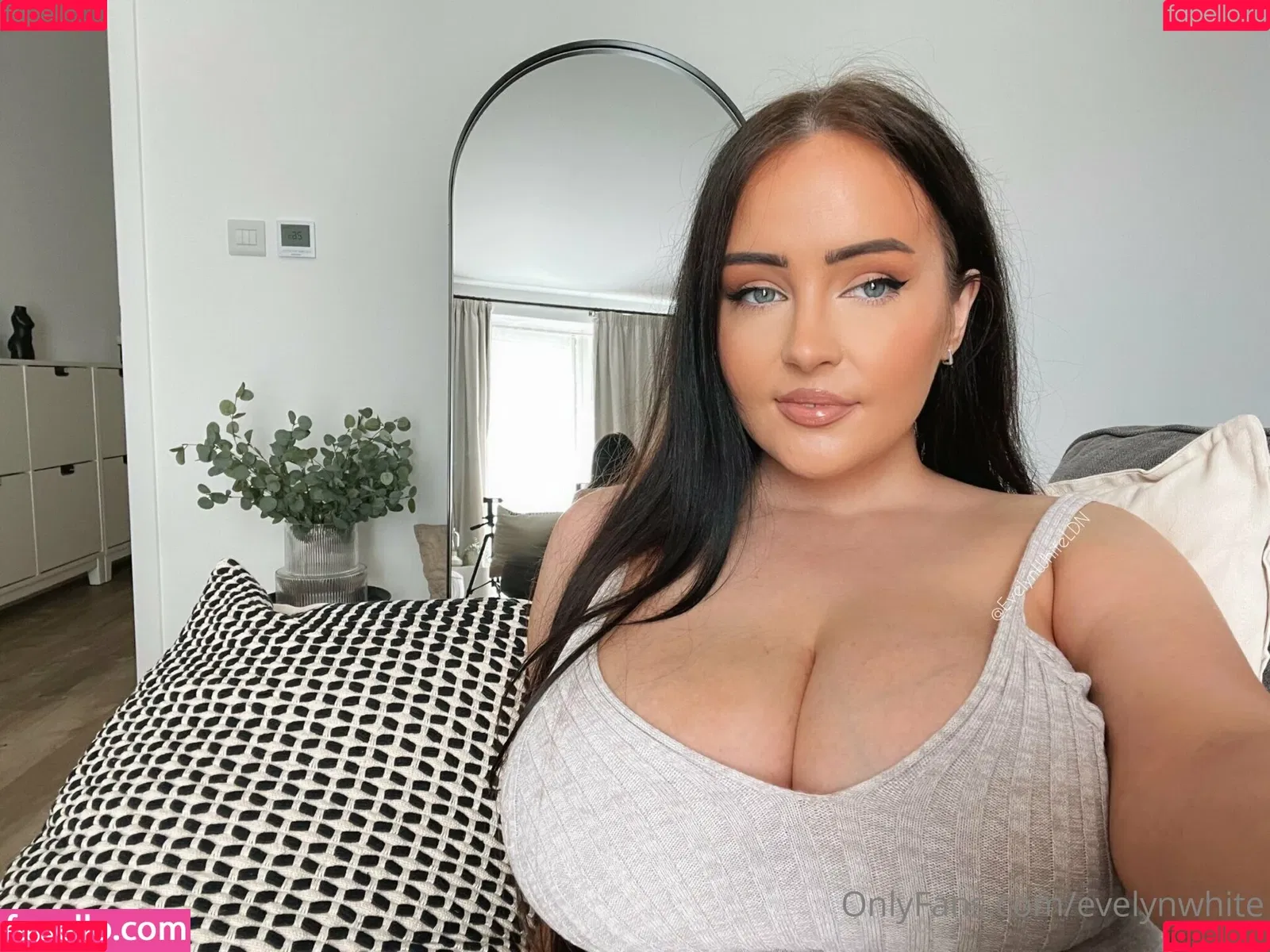 Evelynwhite Onlyfans Photo Gallery 