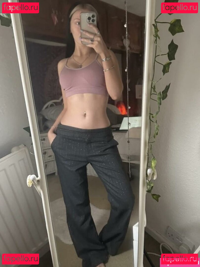 Ellie Done / elliedonex / sisbliss