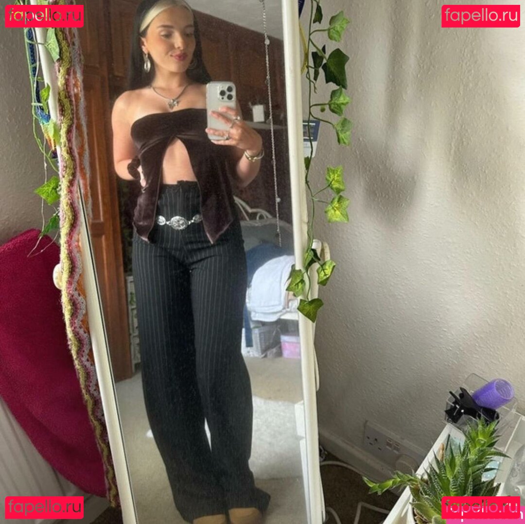 Ellie Done / elliedonex / sisbliss Onlyfans Photo Gallery 