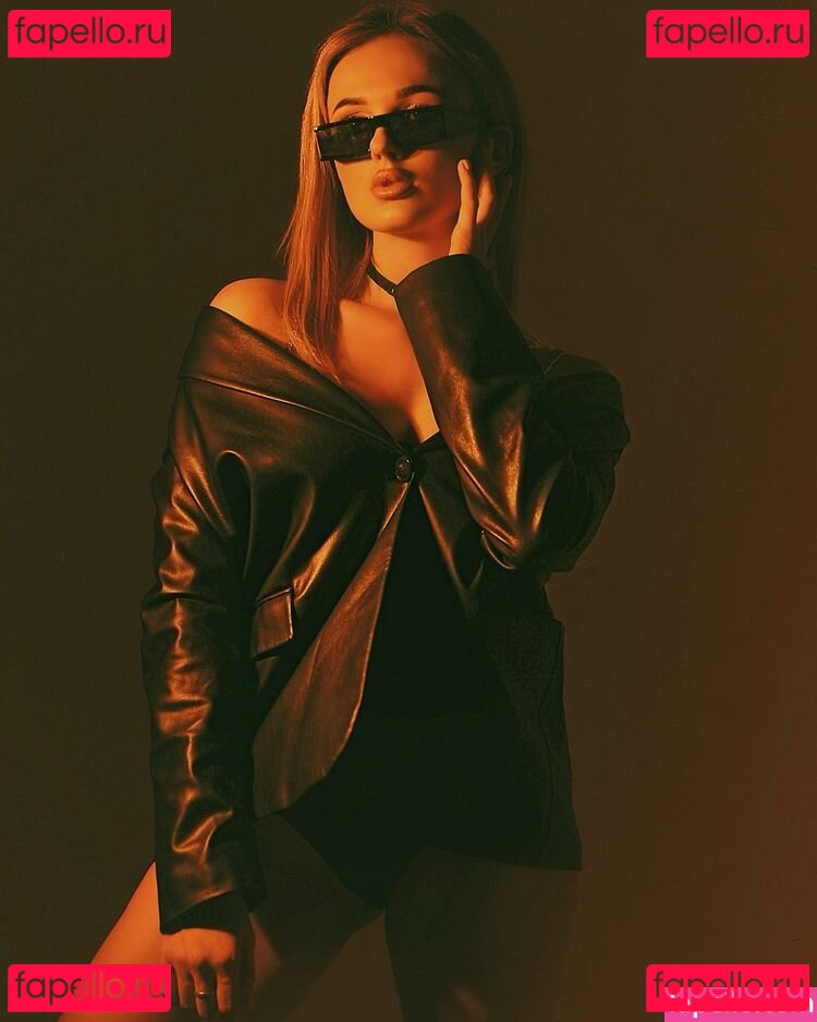 chikagokate / wichitak Onlyfans Photo Gallery 