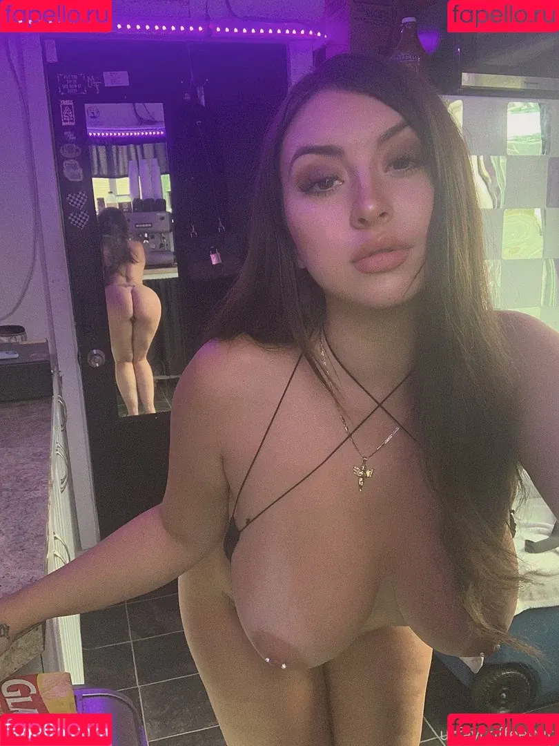 Capbarista Onlyfans Photo Gallery 