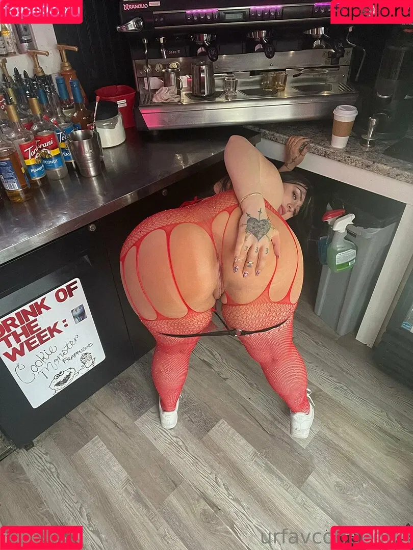Capbarista Onlyfans Photo Gallery 