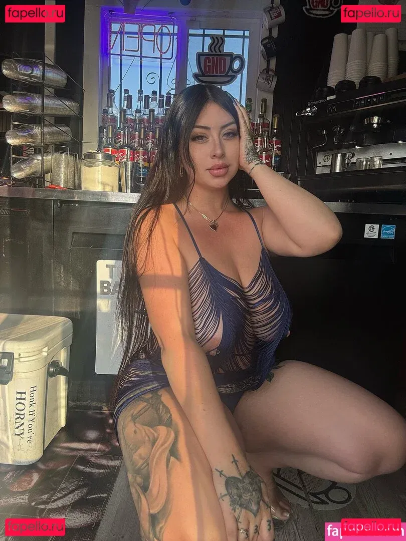 Capbarista Onlyfans Photo Gallery 