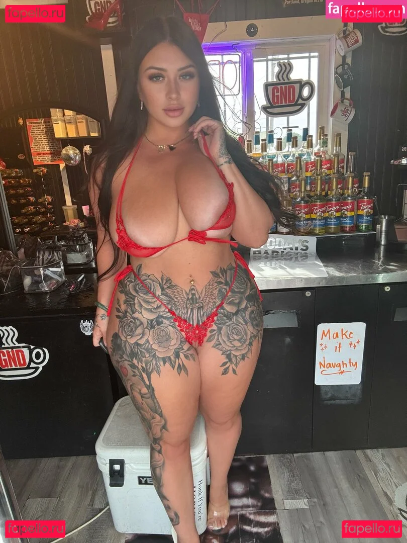 Capbarista Onlyfans Photo Gallery 