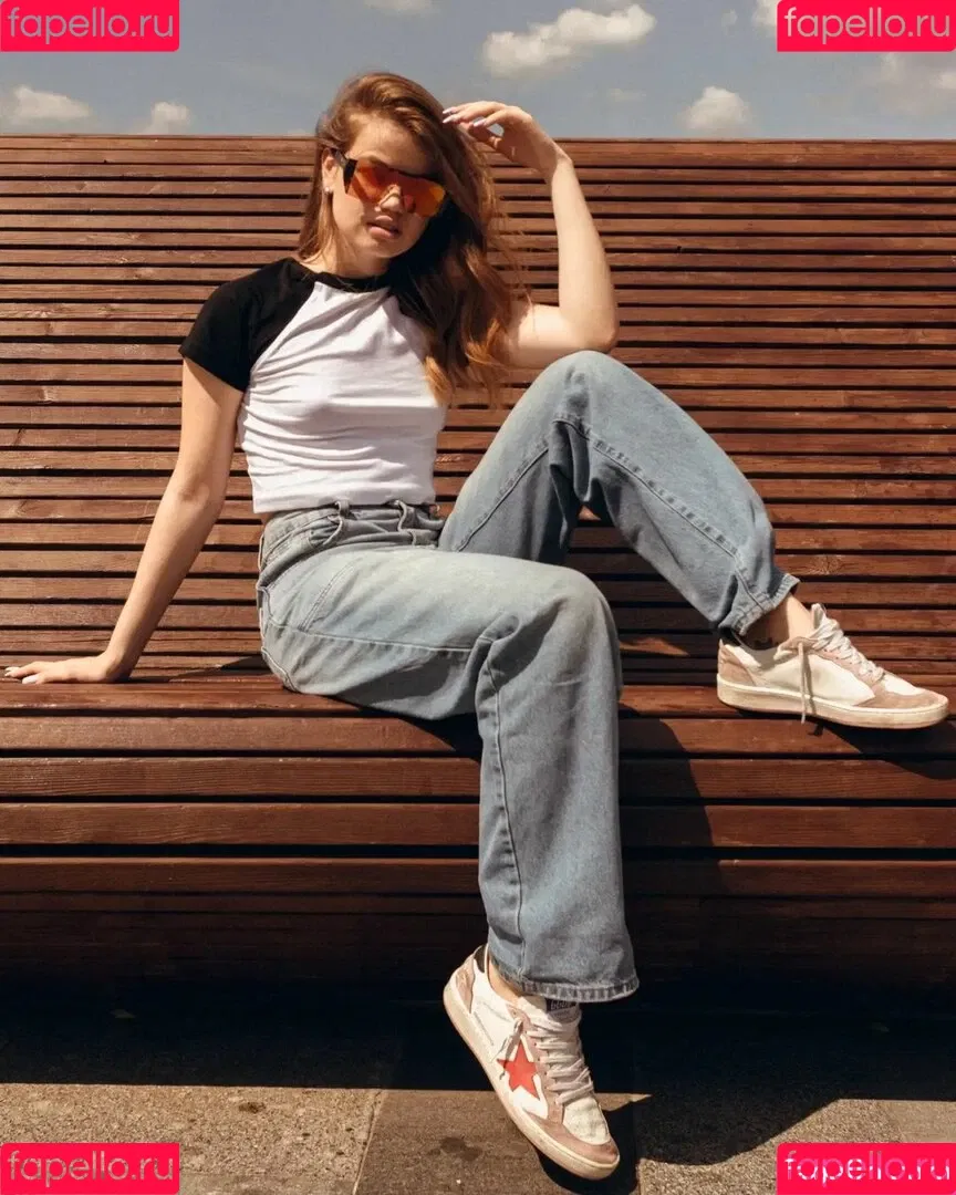 Daria Tyazkhun Onlyfans Photo Gallery 