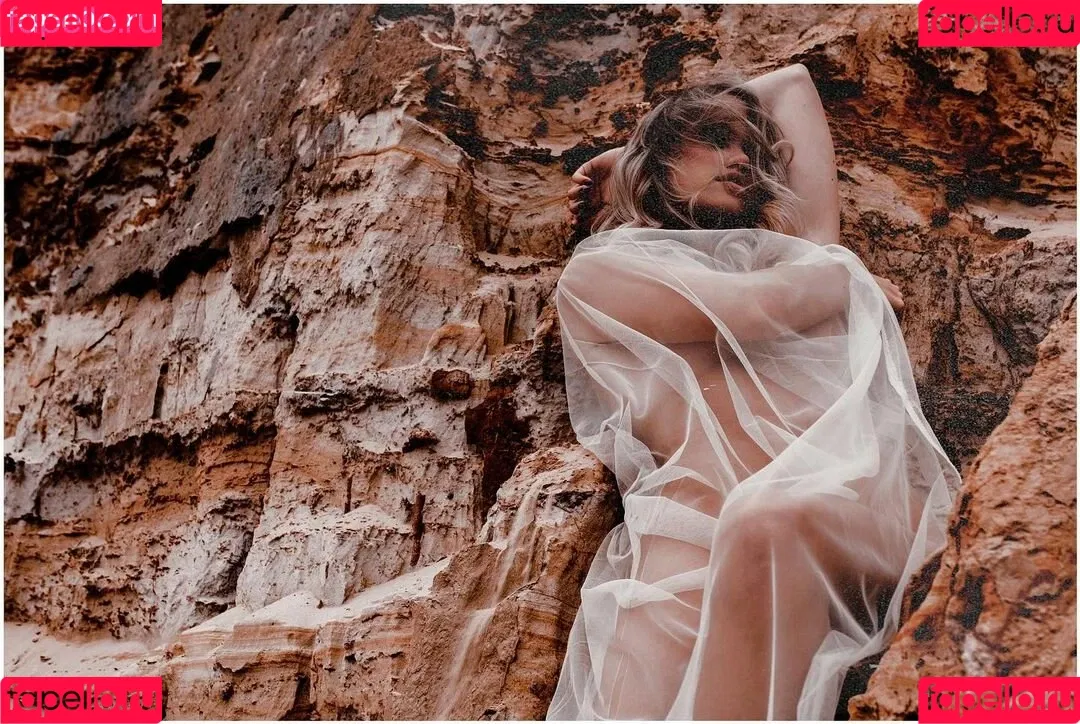Daria Tyazkhun Onlyfans Photo Gallery 