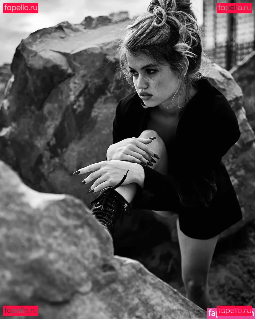 Daria Tyazkhun Onlyfans Photo Gallery 