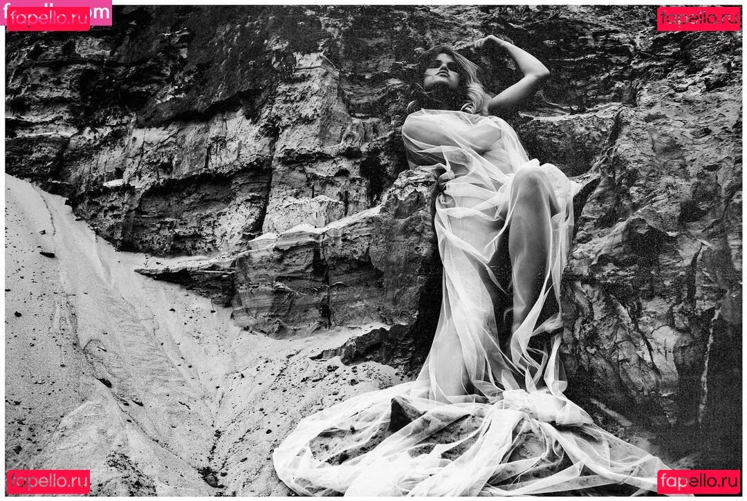 Daria Tyazkhun Onlyfans Photo Gallery 