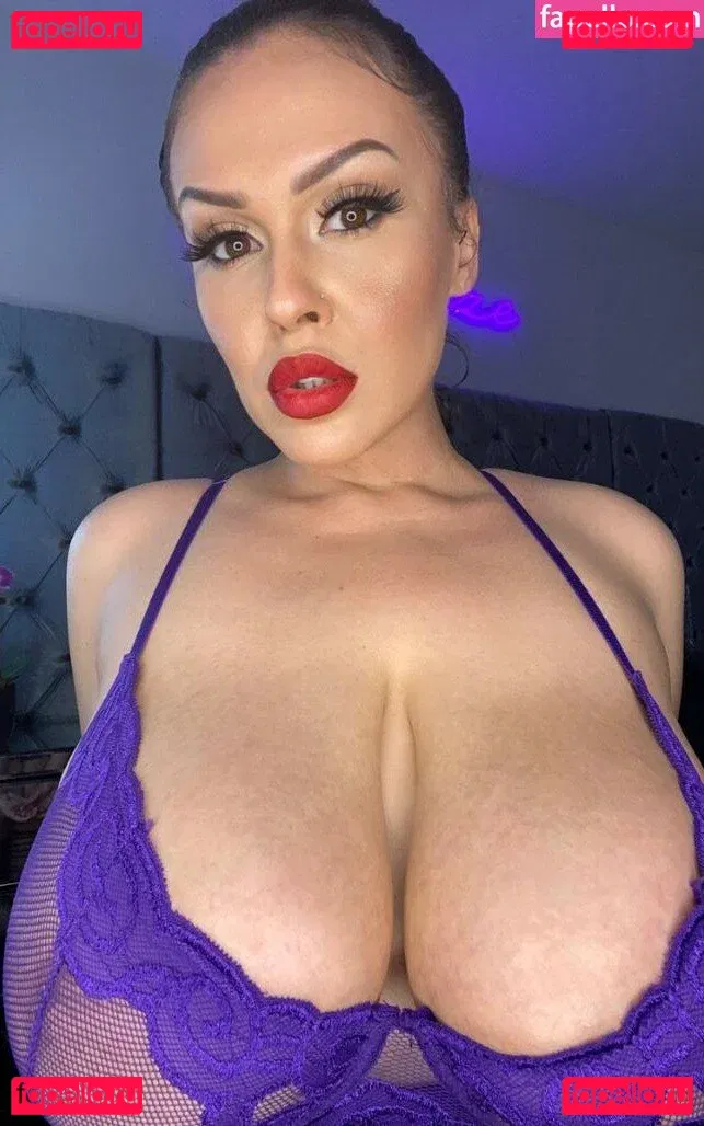 onlygiablaze Onlyfans Photo Gallery 