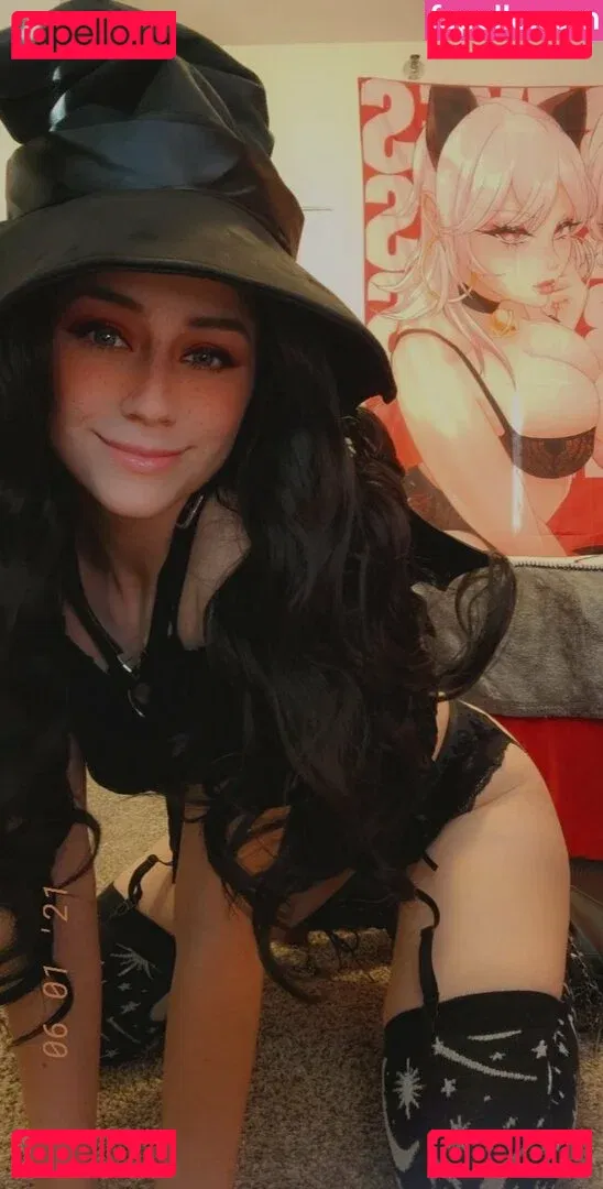 Katietriggersme Onlyfans Photo Gallery 