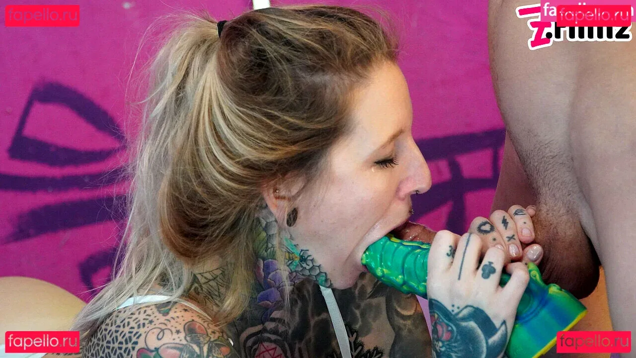 Lisa Rocketcock Onlyfans Photo Gallery 