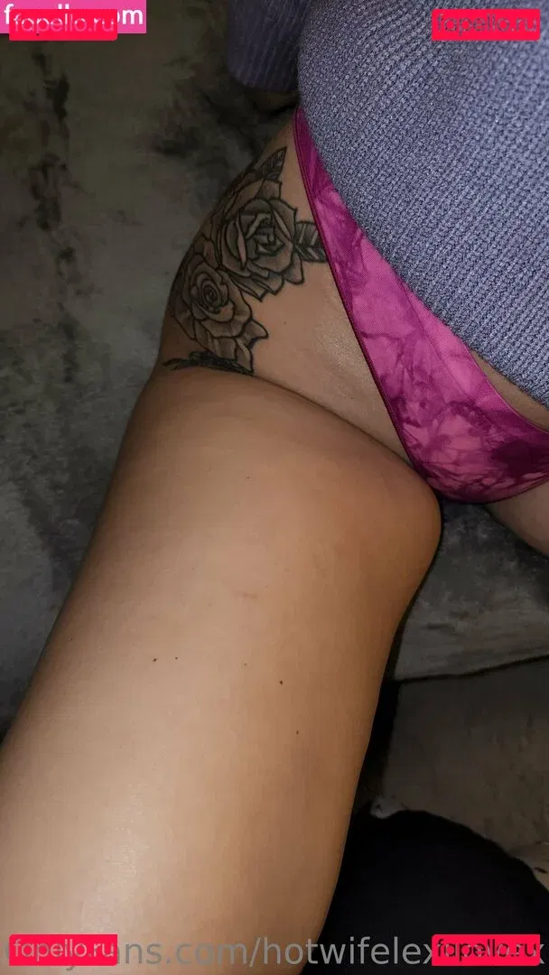 hotwifelexilovex Onlyfans Photo Gallery 