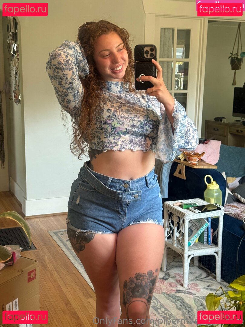 piperkerman / pipermaepeachfree Onlyfans Photo Gallery 