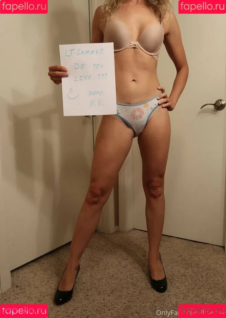 KSWifey Onlyfans Photo Gallery 