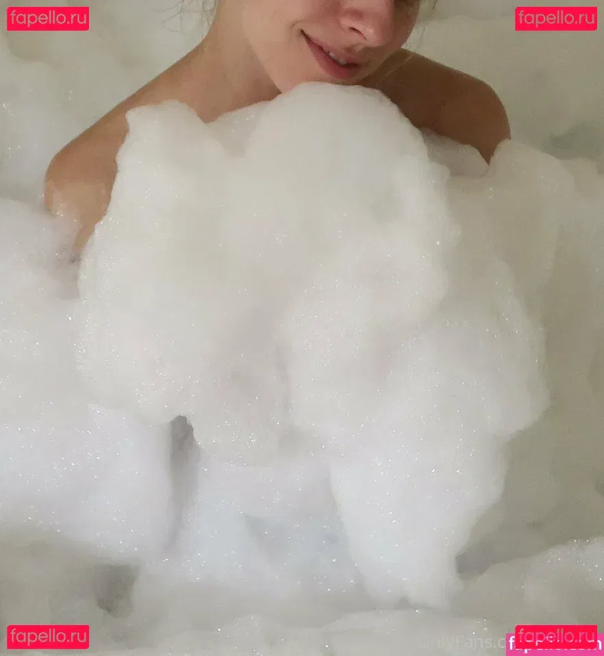 KSWifey Onlyfans Photo Gallery 