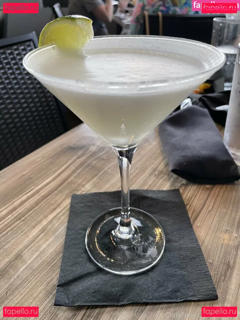 KSWifey Onlyfans Photo Gallery 