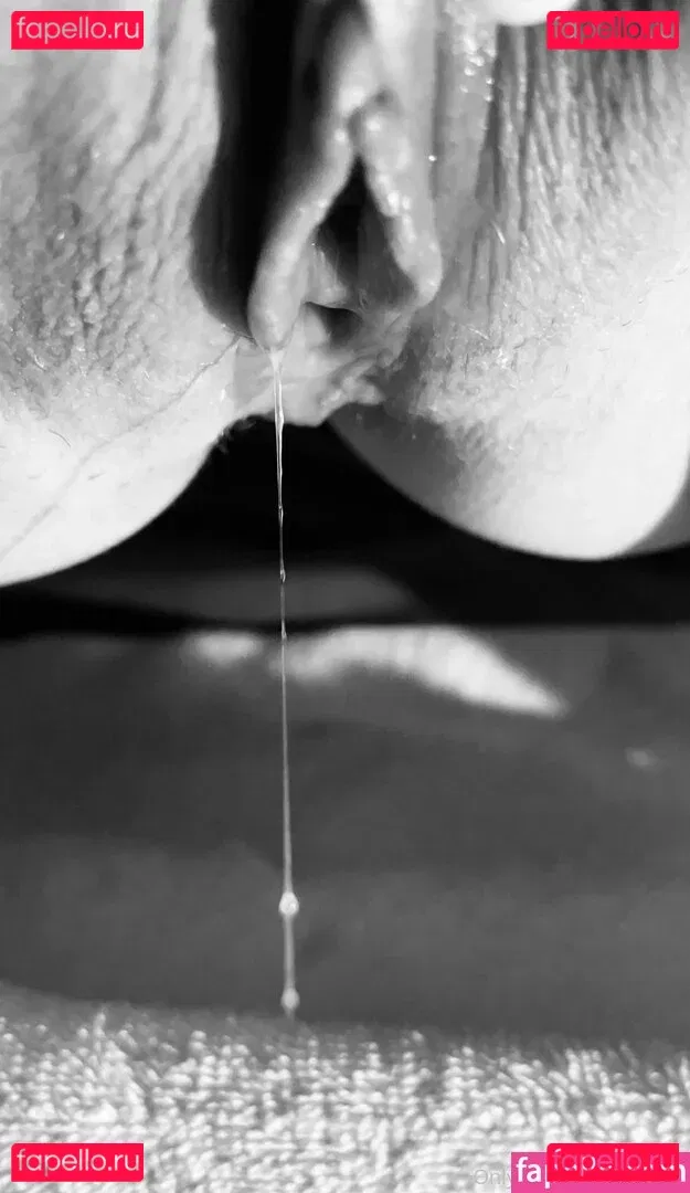 KSWifey Onlyfans Photo Gallery 