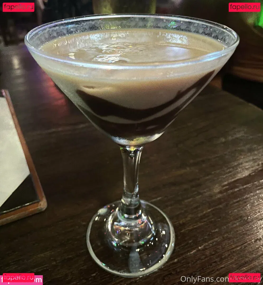 KSWifey Onlyfans Photo Gallery 