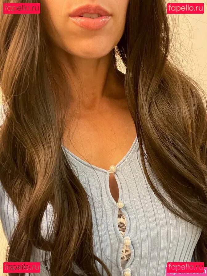 KSWifey Onlyfans Photo Gallery 