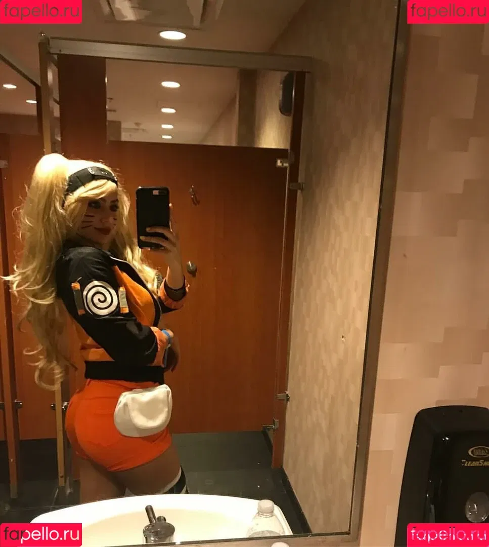 Kami-sama Onlyfans Photo Gallery 