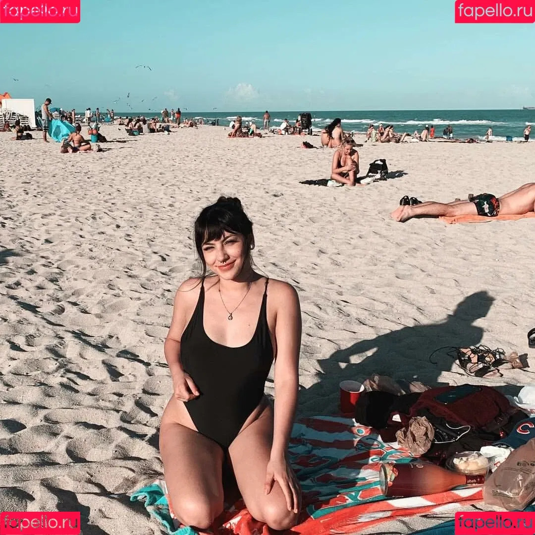 Kami-sama Onlyfans Photo Gallery 