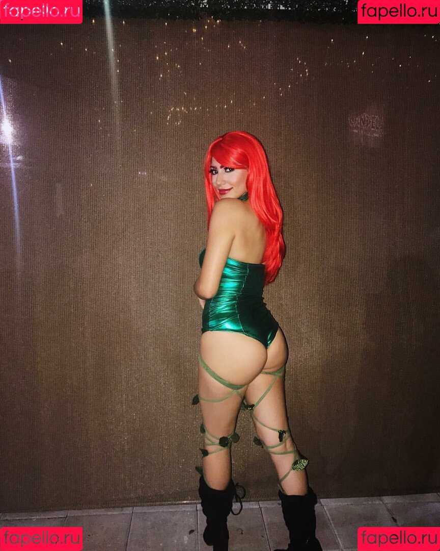 Kami-sama Onlyfans Photo Gallery 