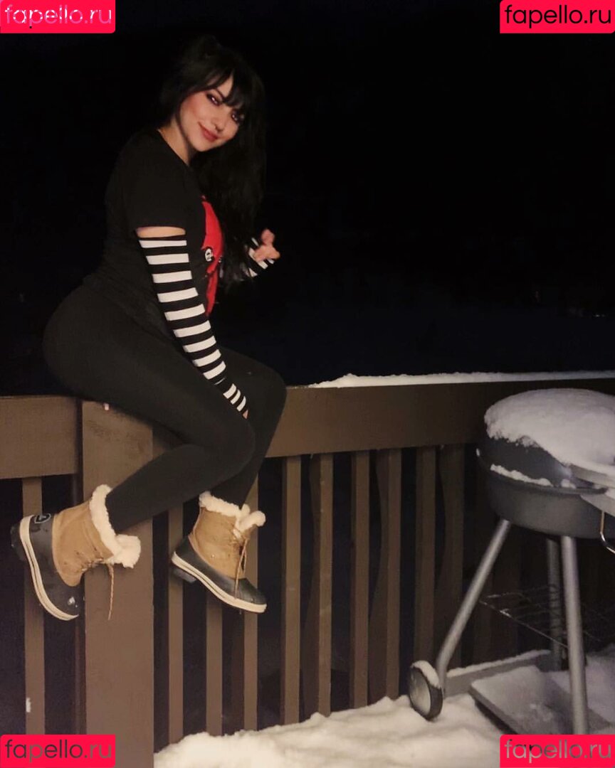 Kami-sama Onlyfans Photo Gallery 