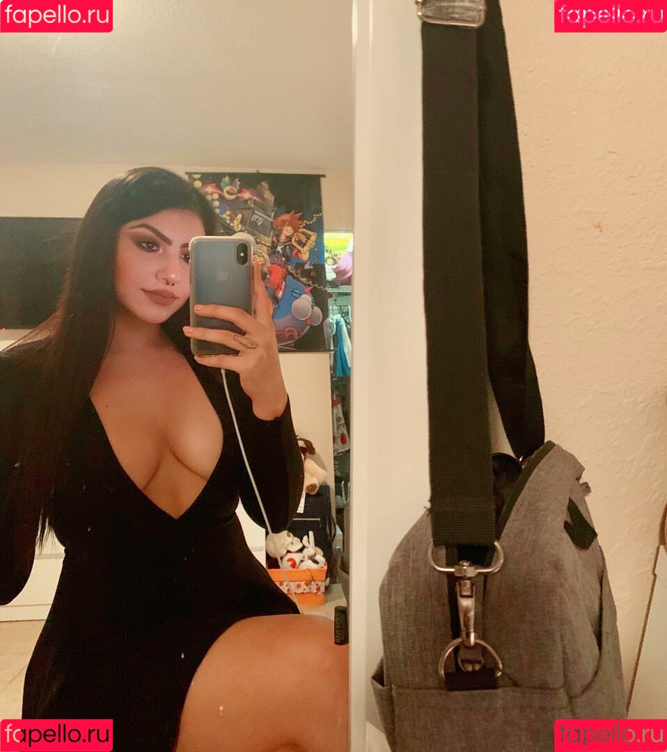 Kami-sama Onlyfans Photo Gallery 