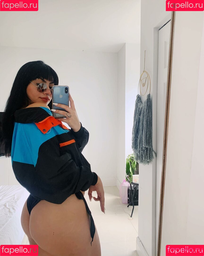 Kami-sama Onlyfans Photo Gallery 