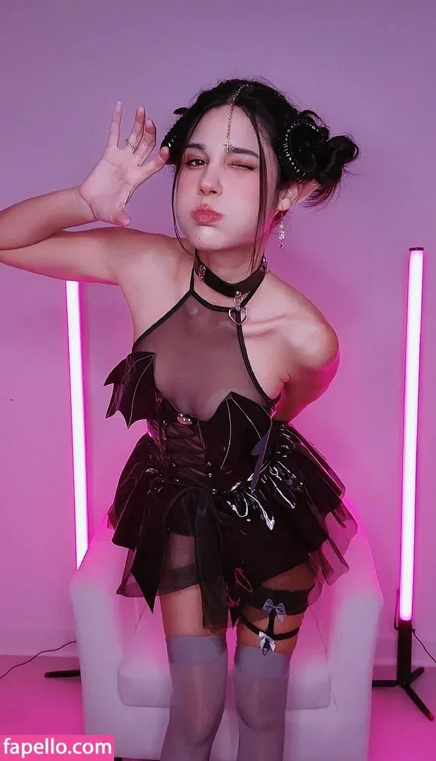 JenNyan Onlyfans Photo Gallery 