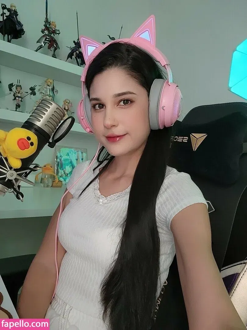 JenNyan Onlyfans Photo Gallery 