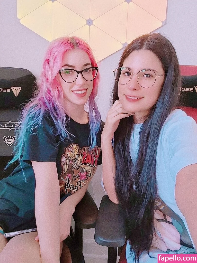 JenNyan Onlyfans Photo Gallery 