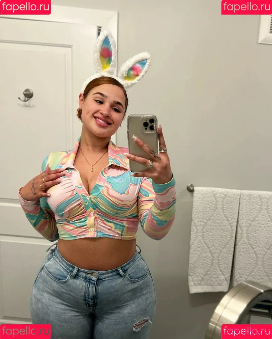 janaevic Onlyfans Photo Gallery 