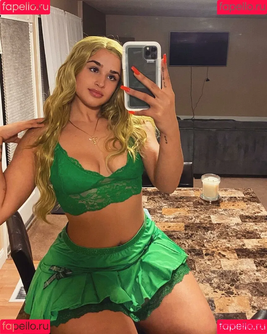 janaevic Onlyfans Photo Gallery 