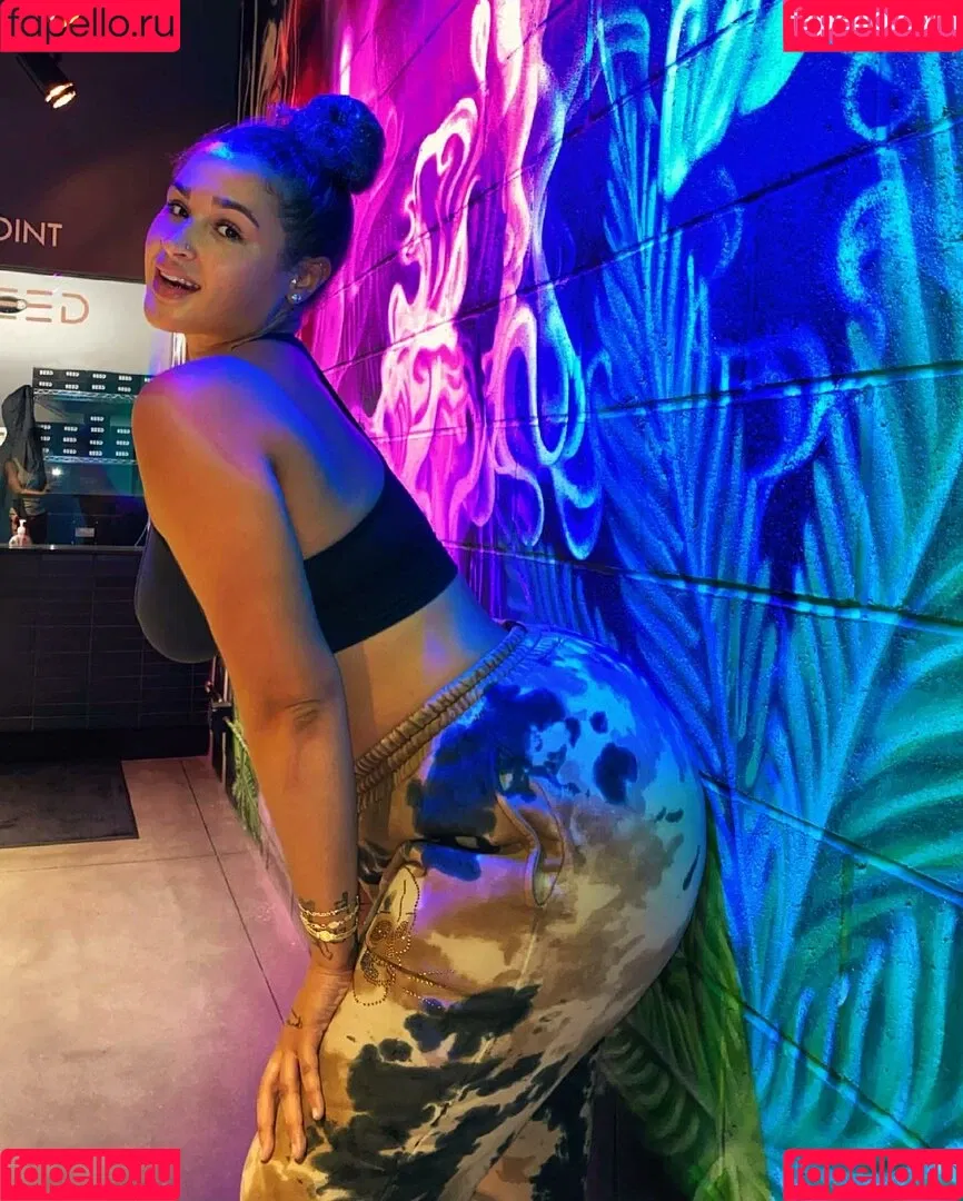 janaevic Onlyfans Photo Gallery 