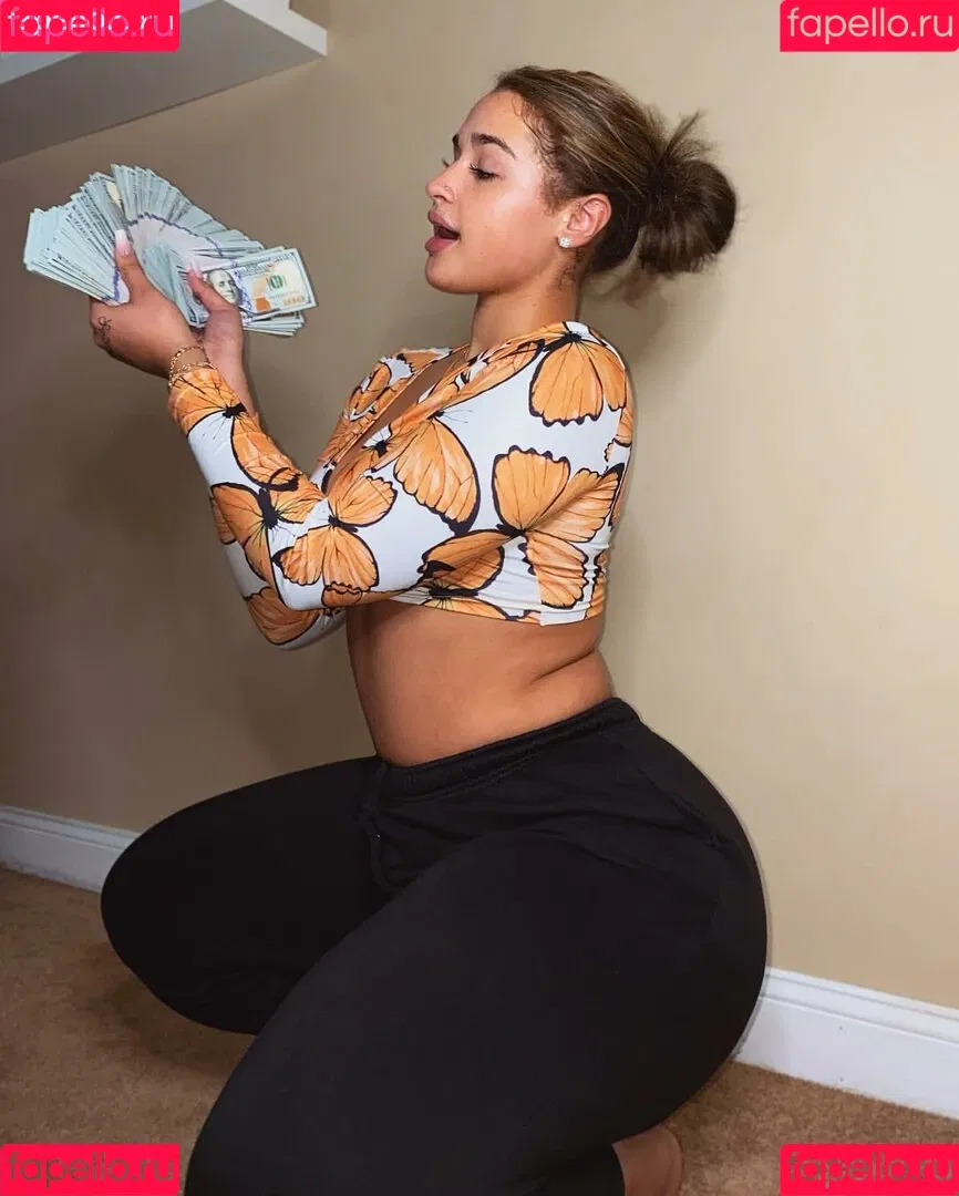 janaevic Onlyfans Photo Gallery 
