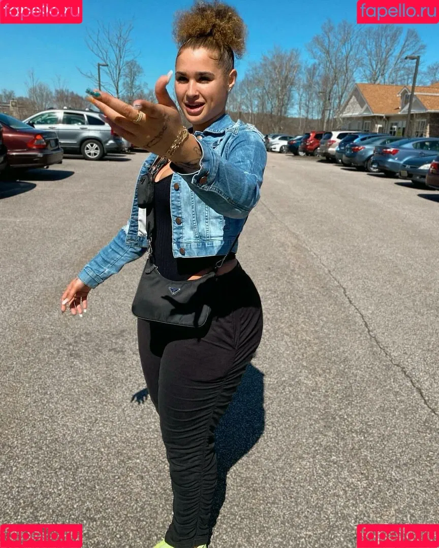 janaevic Onlyfans Photo Gallery 