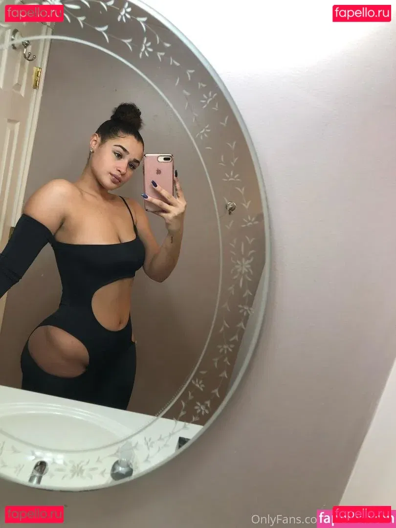 janaevic Onlyfans Photo Gallery 