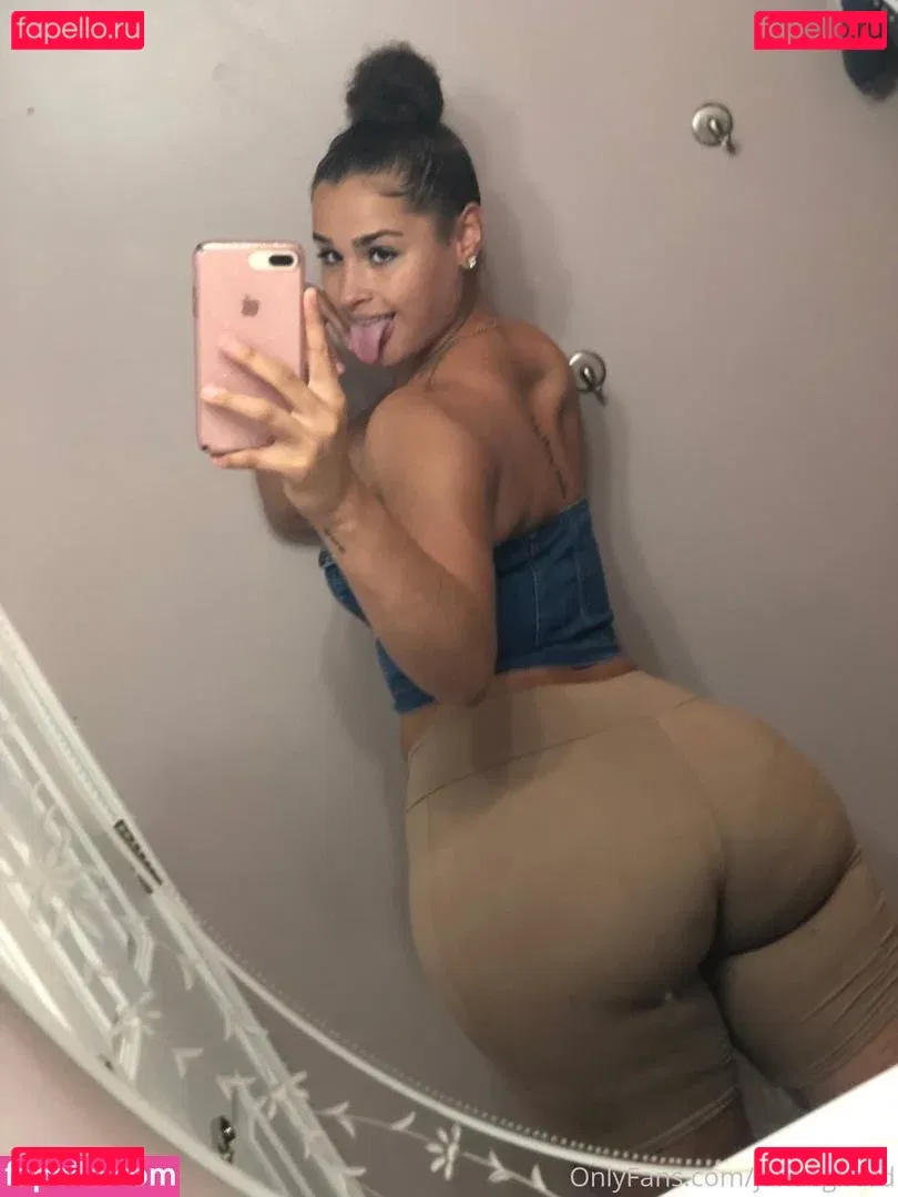 janaevic Onlyfans Photo Gallery 